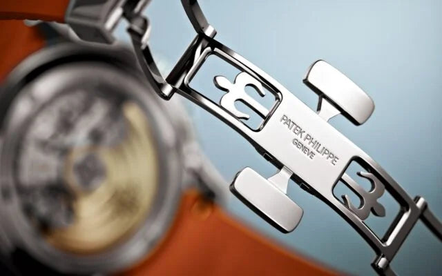PATEK PHILIPPE AQUANAUT (GOLD GREEN)