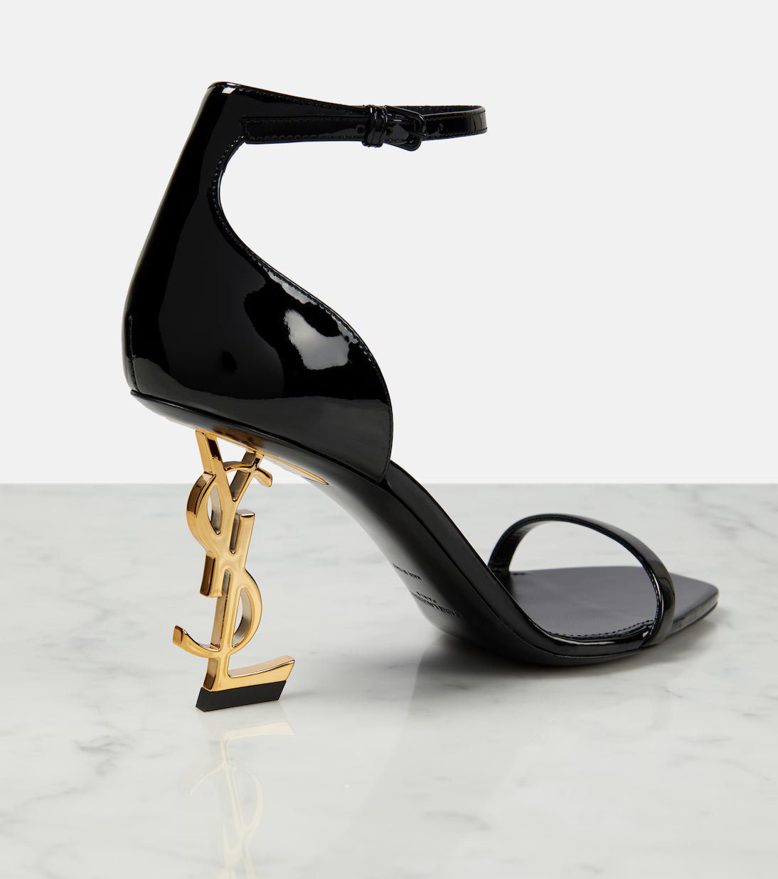 YSL Sandals in patent leather