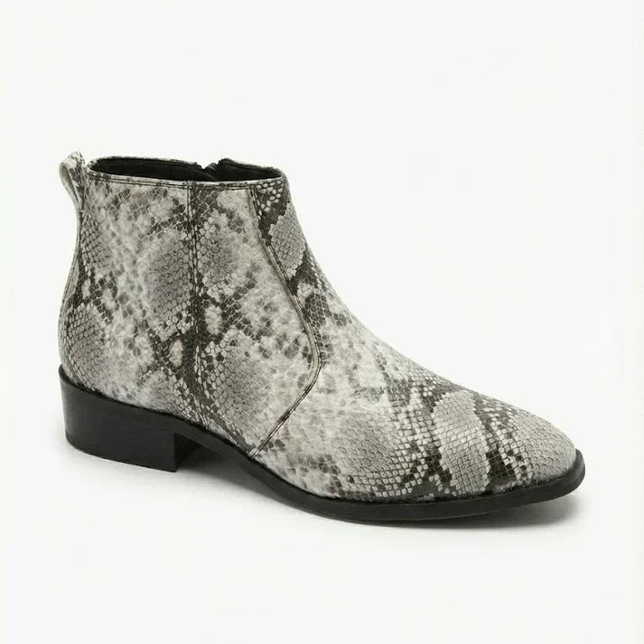 Tapered-Toe Snake-Pattern Leather Chelsea Boots